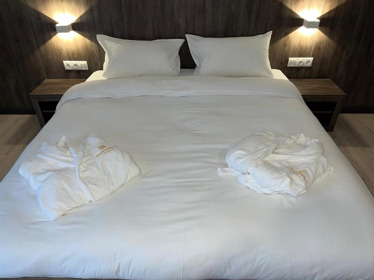 Resident Hotel Kaskelen Dış mekan fotoğraf