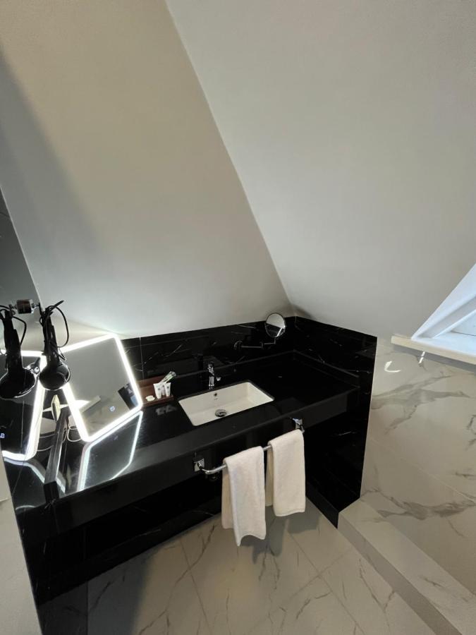 Resident Hotel Kaskelen Dış mekan fotoğraf
